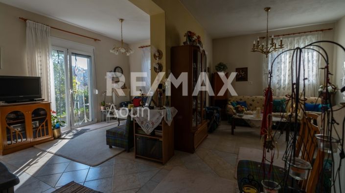 Image No.11-2 Bed Property for sale