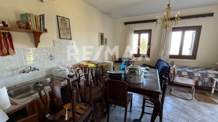 Image No.27-3 Bed Property for sale