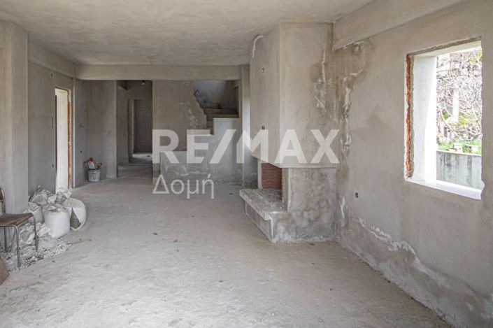 Image No.12-3 Bed House for sale