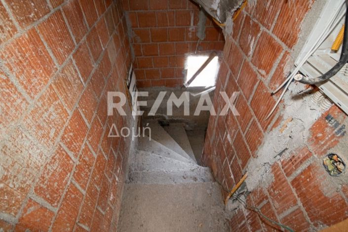 Image No.19-3 Bed House for sale