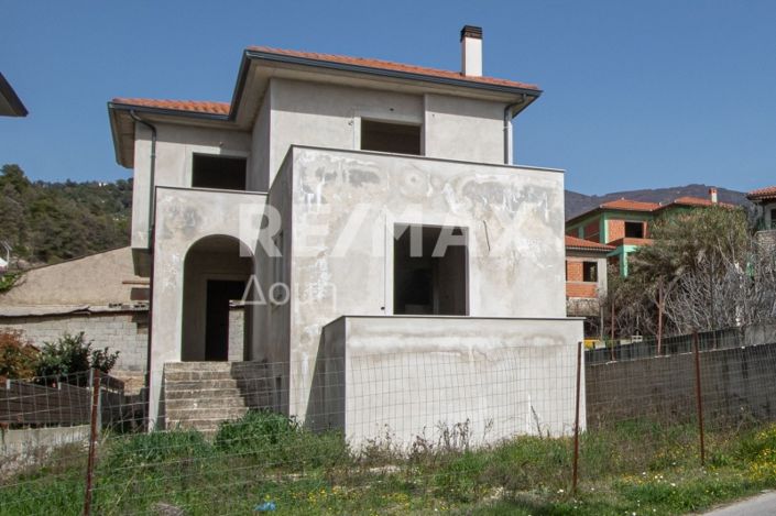 Image No.4-3 Bed House for sale