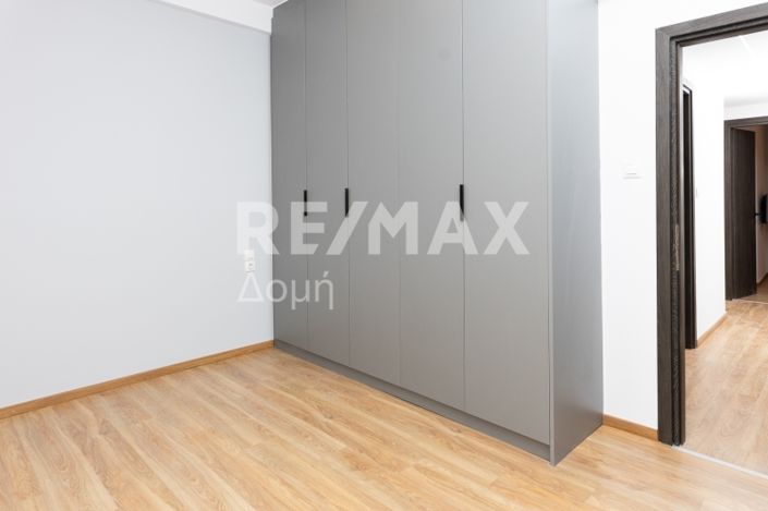 Image No.11-3 Bed Property for sale