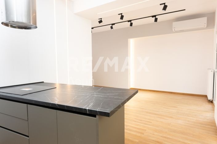 Image No.6-3 Bed Property for sale