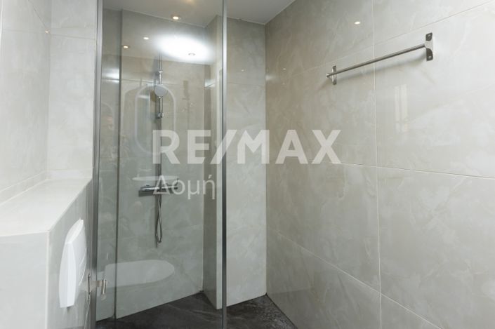 Image No.41-3 Bed Property for sale