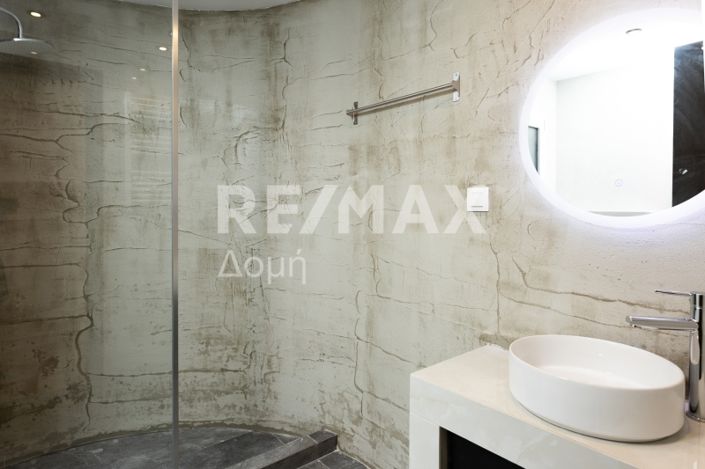 Image No.43-3 Bed Property for sale