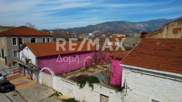 Image No.36-16 Bed Property for sale