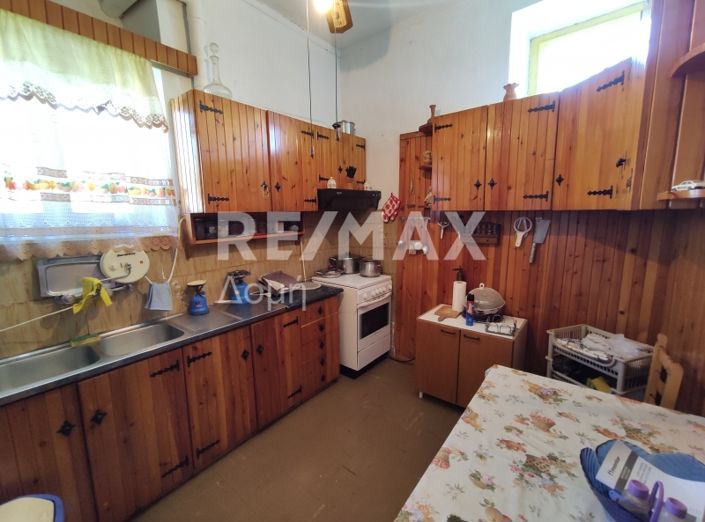 Image No.17-1 Bed Property for sale