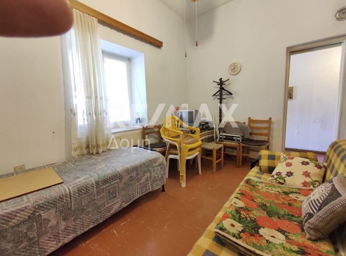 Image No.44-1 Bed Property for sale