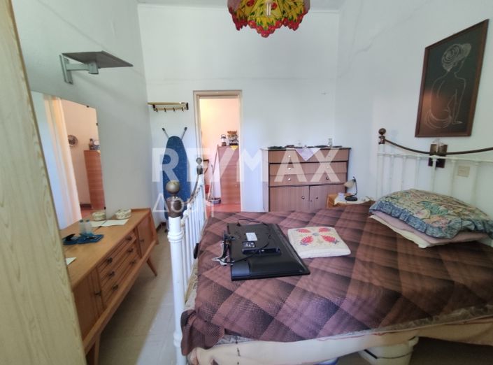 Image No.45-1 Bed Property for sale