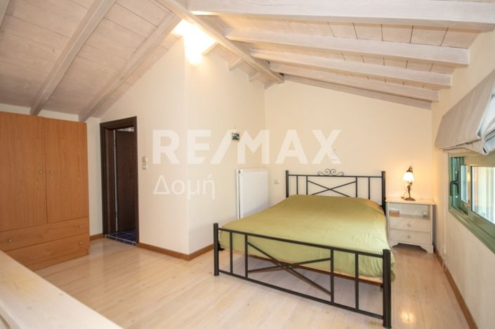 Image No.13-4 Bed Property for sale