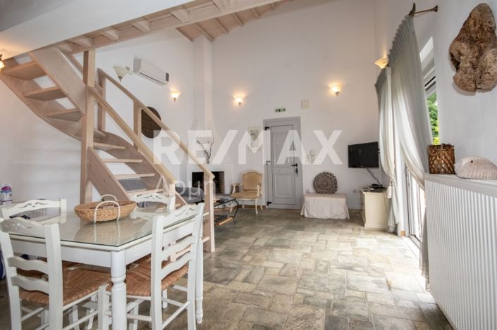 Image No.14-4 Bed Property for sale