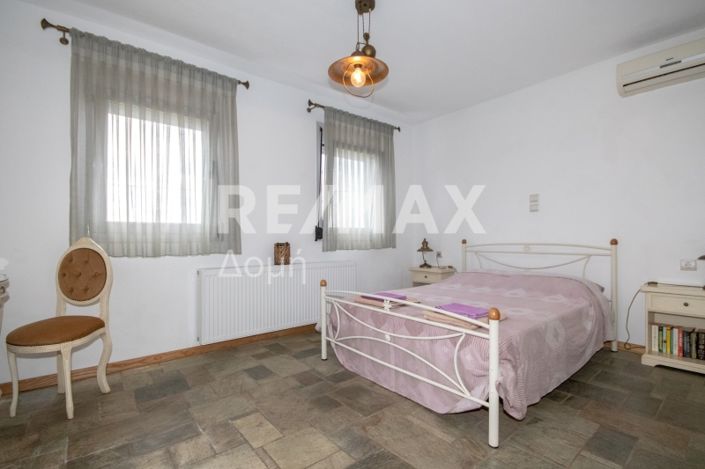 Image No.16-4 Bed Property for sale