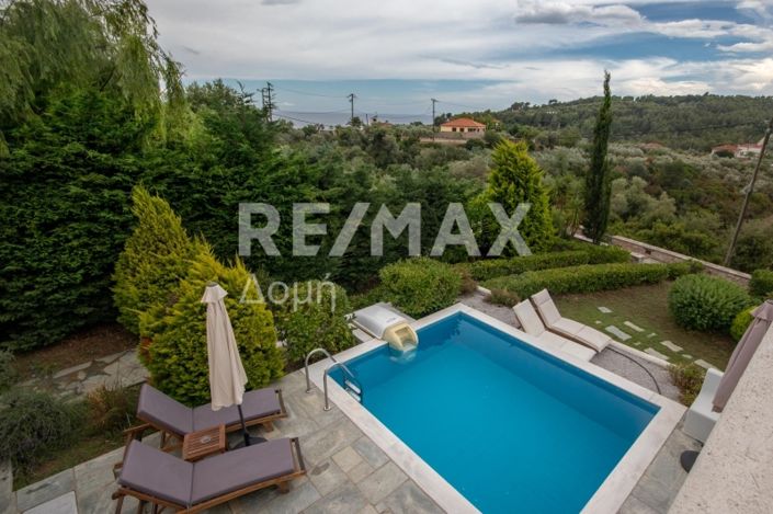 Image No.24-4 Bed Property for sale