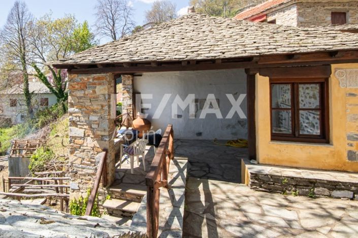 Image No.45-2 Bed Property for sale