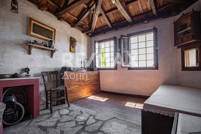 Image No.49-2 Bed Property for sale