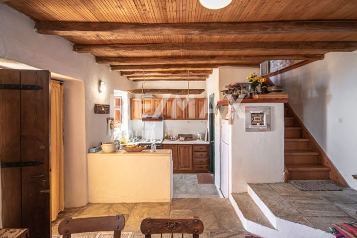 Image No.6-2 Bed Property for sale