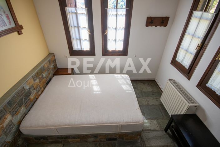 Image No.15-3 Bed Property for sale