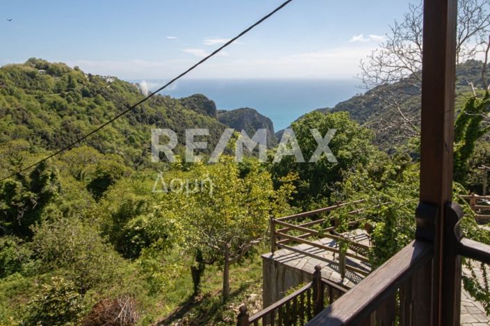 Image No.23-3 Bed Property for sale