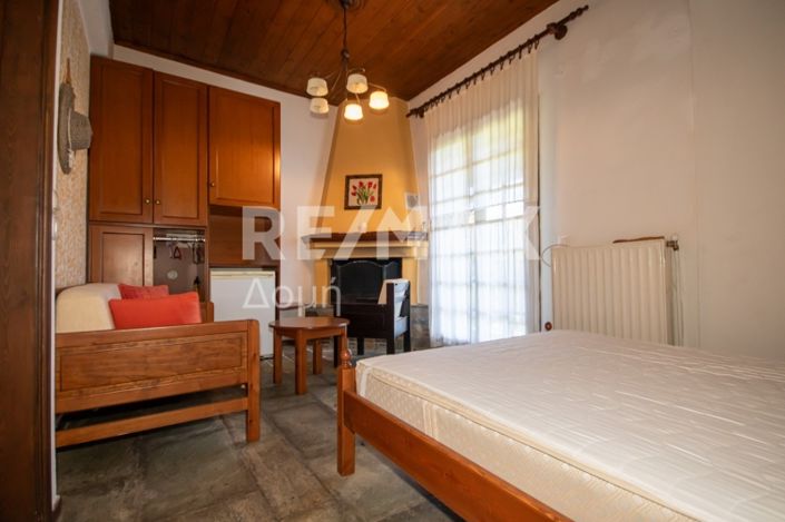 Image No.29-3 Bed Property for sale