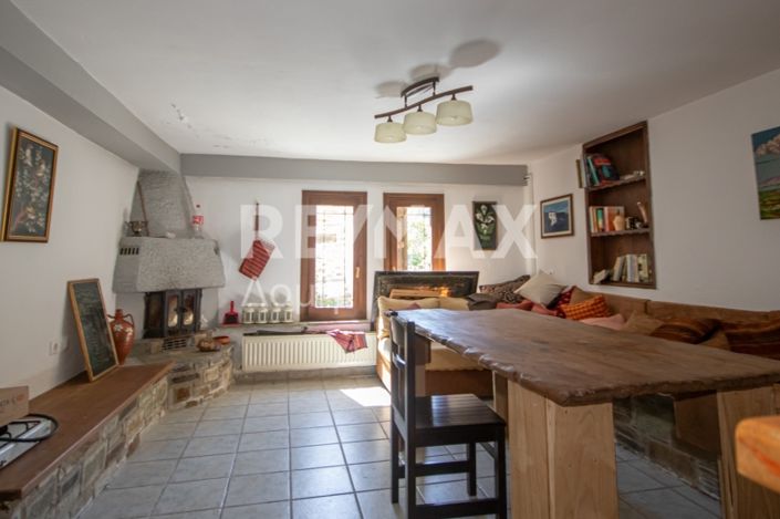 Image No.33-3 Bed Property for sale