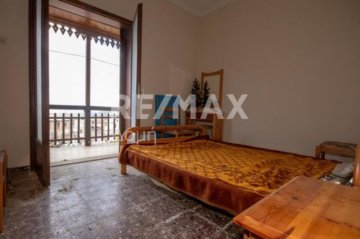 Image No.22-20 Bed Hotel for sale