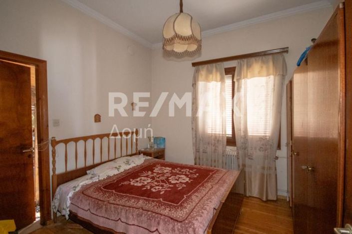 Image No.27-20 Bed Hotel for sale