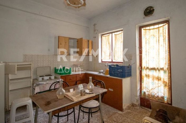 Image No.38-20 Bed Hotel for sale