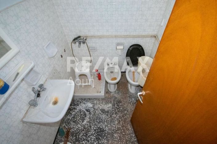 Image No.41-20 Bed Hotel for sale