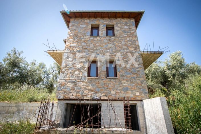 Image No.6-2 Bed House for sale