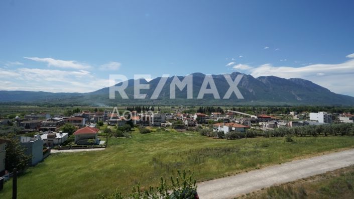 Image No.12-4 Bed Property for sale