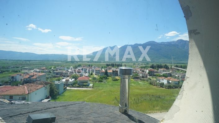 Image No.14-4 Bed Property for sale