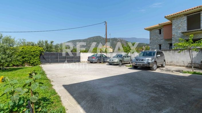 Image No.26-5 Bed Property for sale