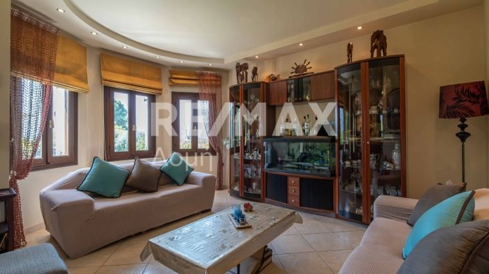 Image No.49-5 Bed Property for sale