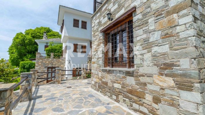 Image No.22-2 Bed Maisonette for sale