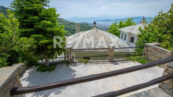 Image No.24-2 Bed Maisonette for sale