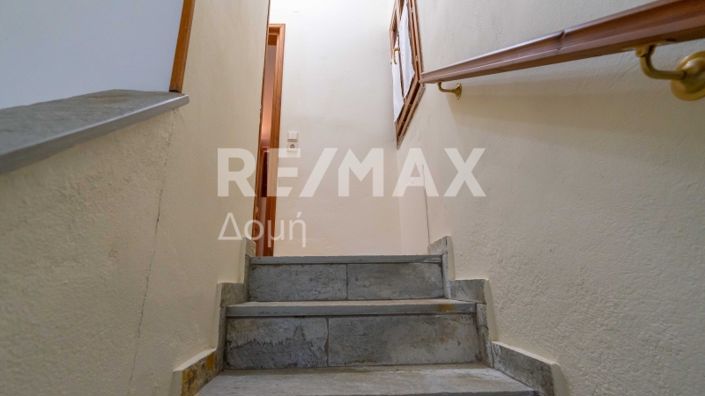 Image No.36-2 Bed Maisonette for sale