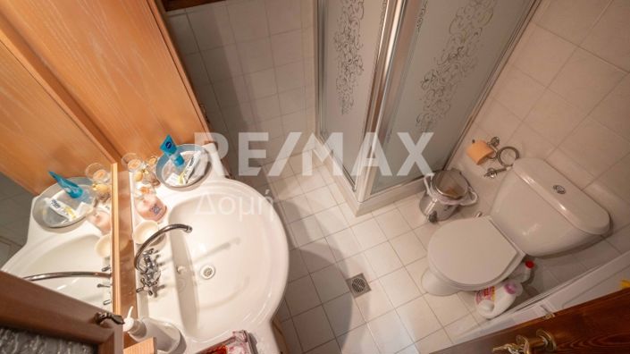 Image No.39-2 Bed Maisonette for sale