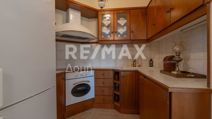 Image No.5-2 Bed Maisonette for sale