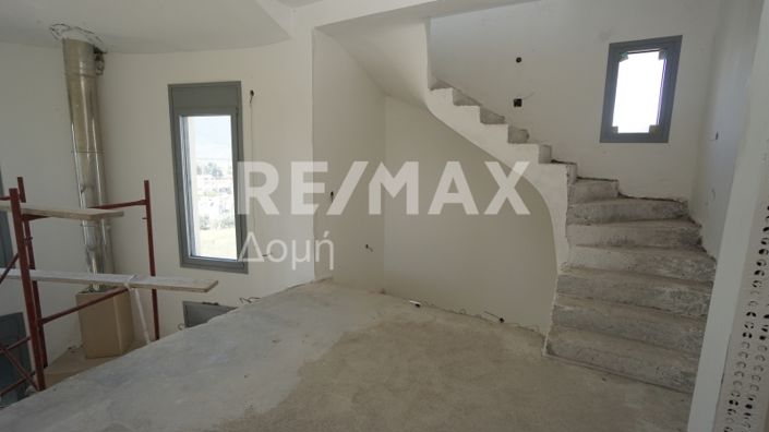 Image No.26-4 Bed Property for sale