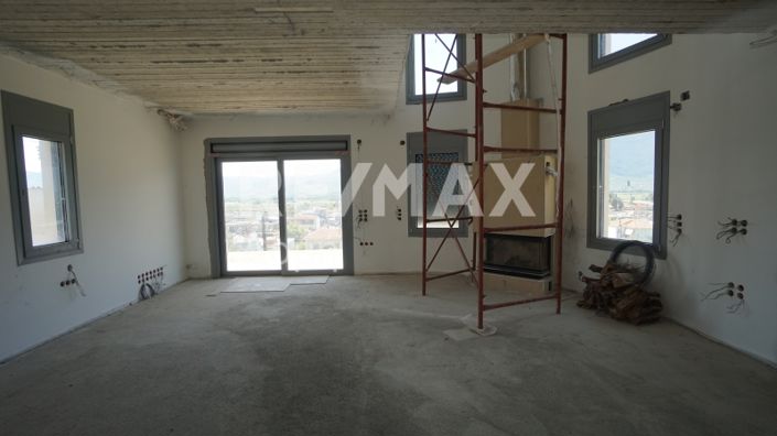 Image No.35-4 Bed Property for sale