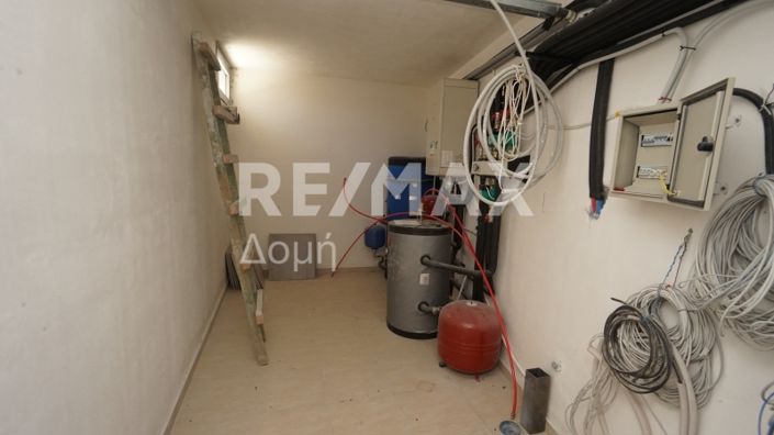 Image No.53-4 Bed Property for sale