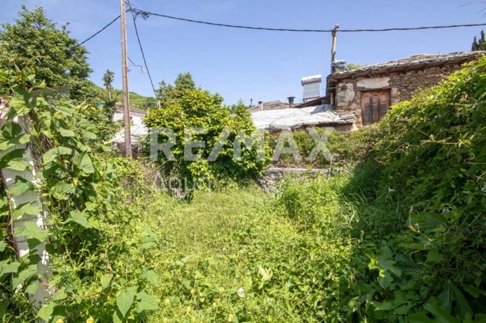 Image No.22-2 Bed Property for sale