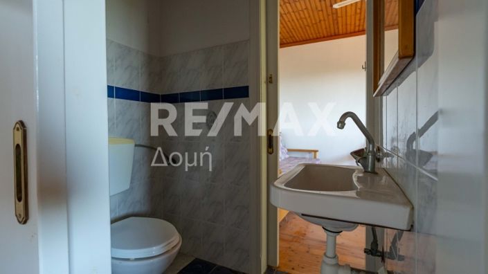 Image No.12-2 Bed House for sale