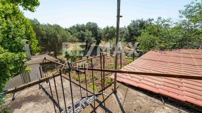 Image No.32-2 Bed House for sale