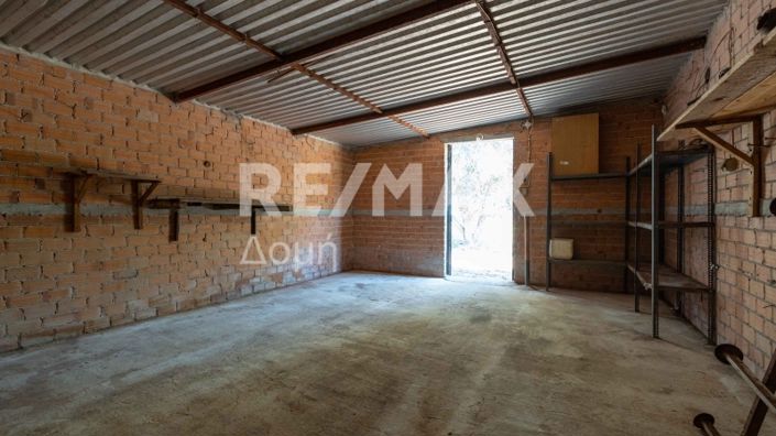 Image No.41-2 Bed House for sale