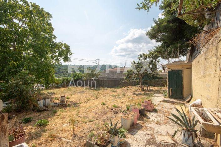 Image No.12-1 Bed House for sale