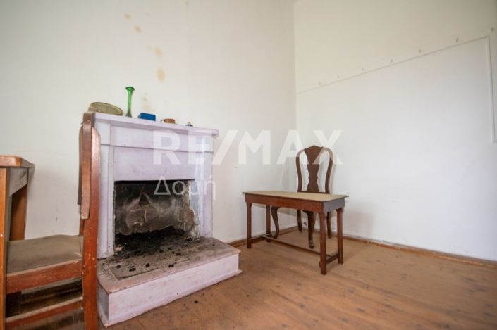 Image No.27-1 Bed House for sale