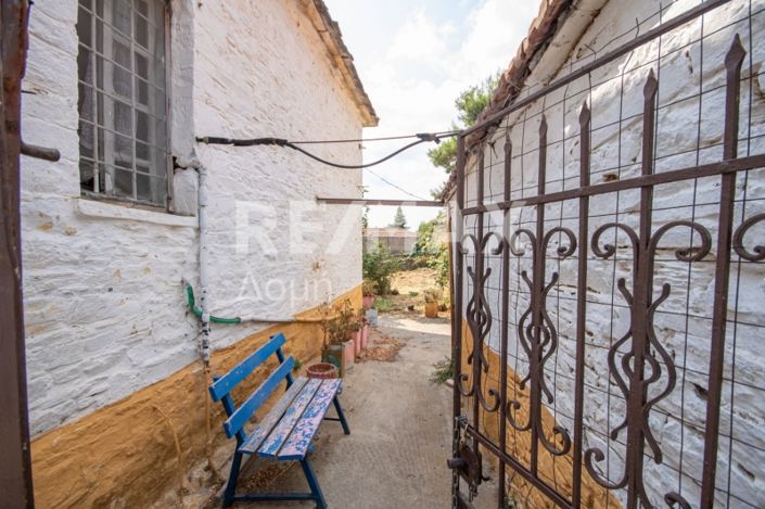 Image No.8-1 Bed House for sale