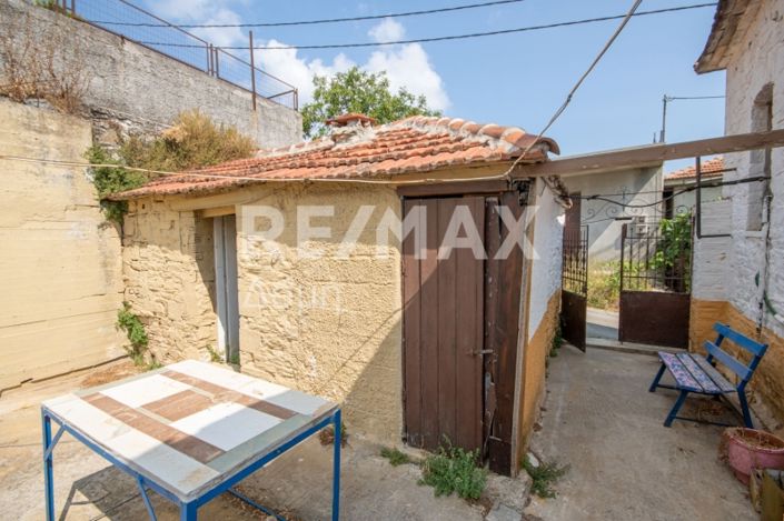 Image No.9-1 Bed House for sale