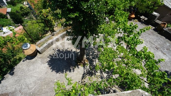 Image No.52-2 Bed Property for sale